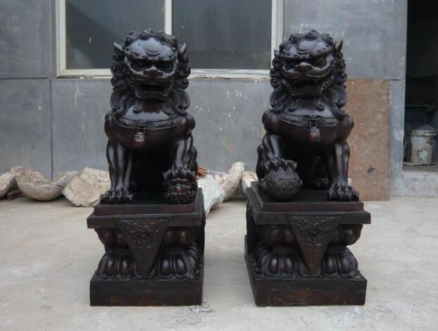 銅獅子